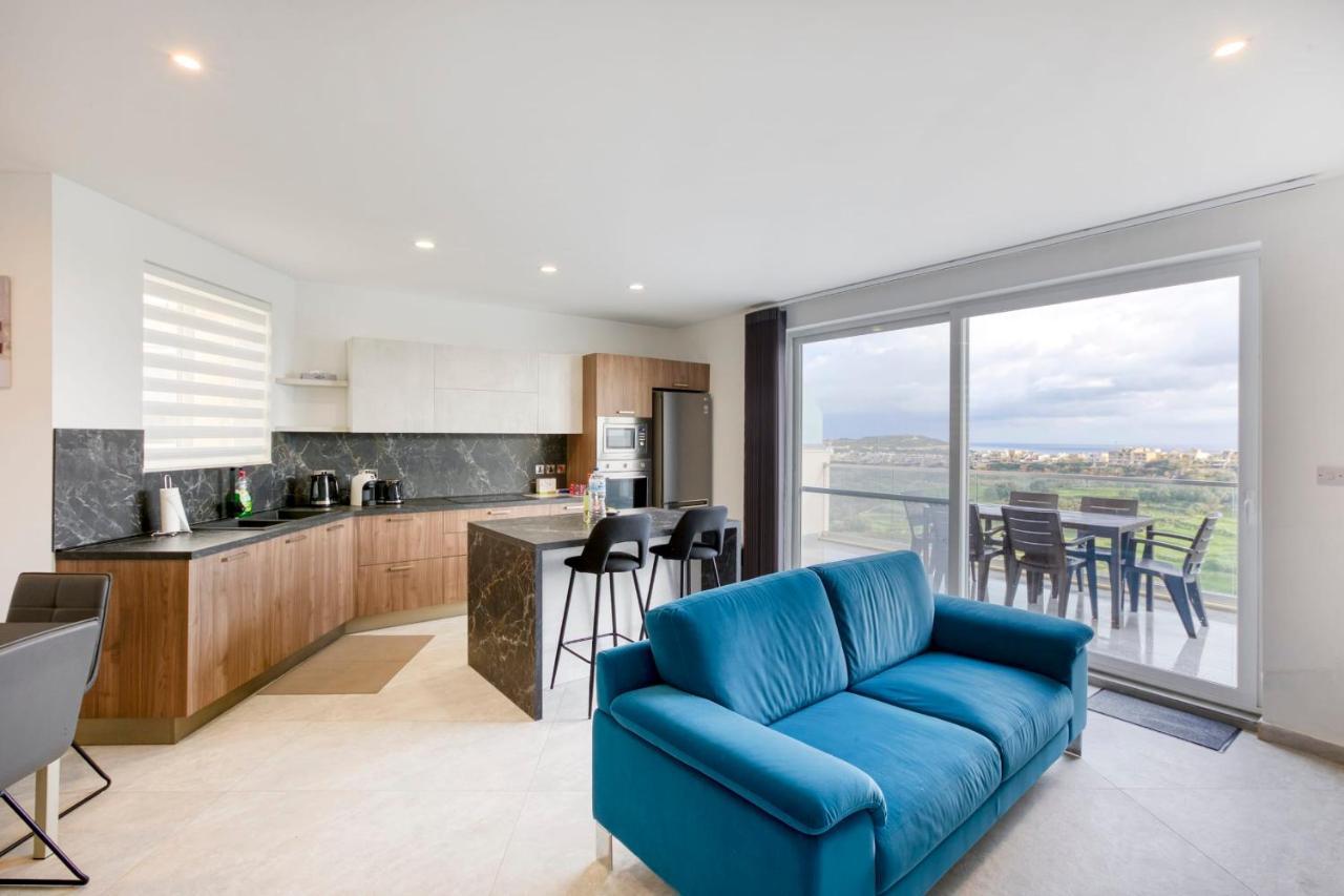 Stunning Apartment With Pool-Hosted By Sweetstay 沙拉 外观 照片
